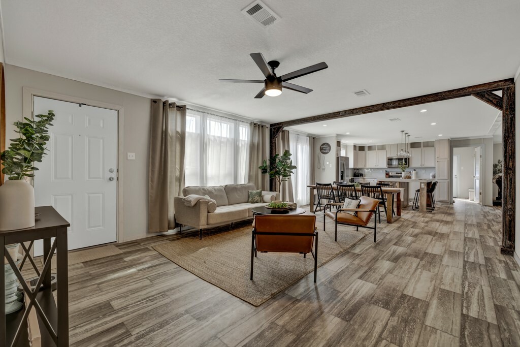 Property Photo: 1263 Old Lockhart Road TX 78644