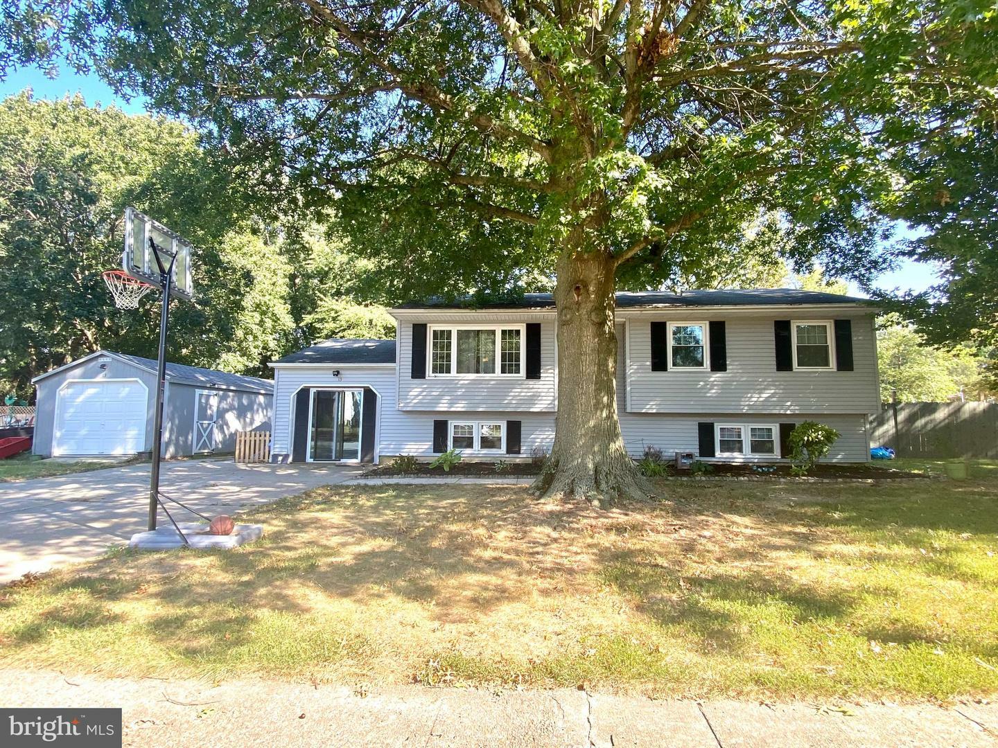 Property Photo:  13 Musket Lane  NJ 08070 