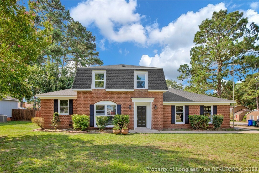 Property Photo: 5839 Rivercroft Road NC 28304