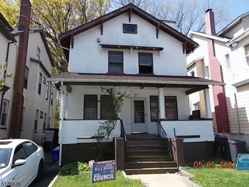 Property Photo: 136 Shephard Ave NJ 07112