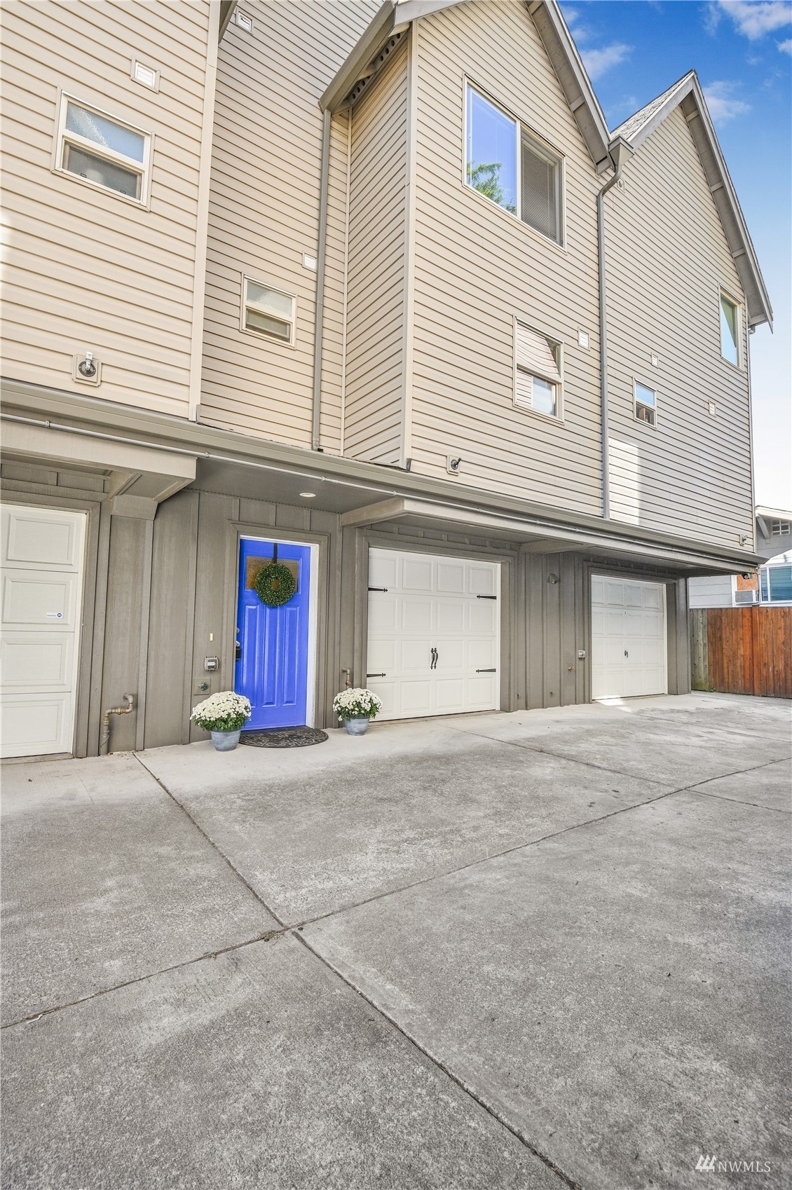 Property Photo:  9007 18th Avenue SW B  WA 98106 