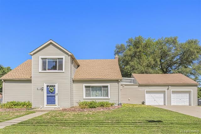 Property Photo:  35680 Stacy Street  MI 48185 