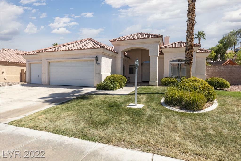 Property Photo: 2571 Mizzoni Circle NV 89052