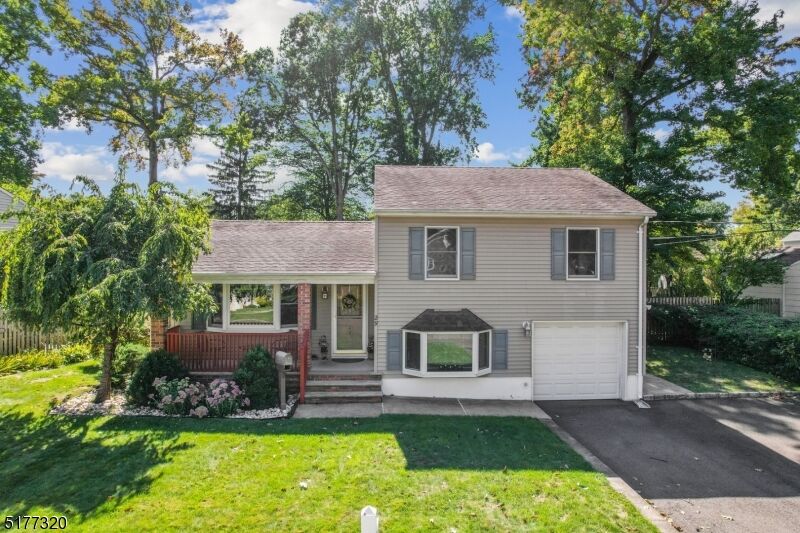 Property Photo: 29 Brasser Ln NJ 07033