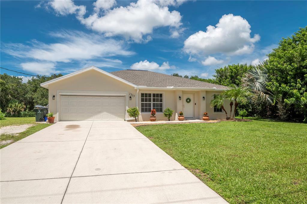 Property Photo:  2315 Florala Street  FL 34287 