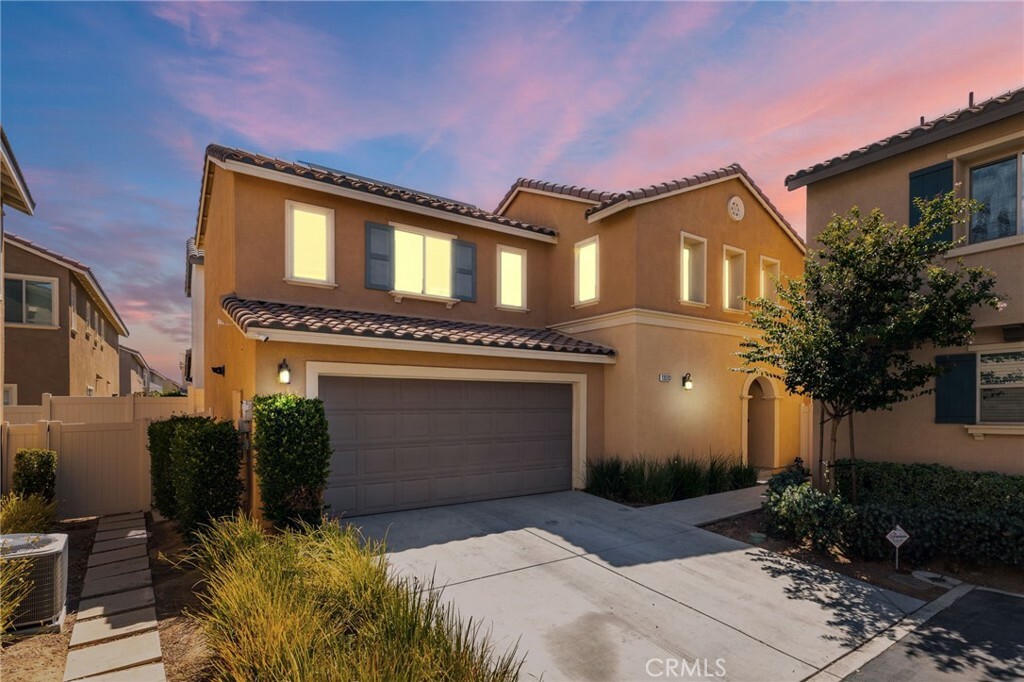 Property Photo:  1353 Sunset Place D  CA 92223 