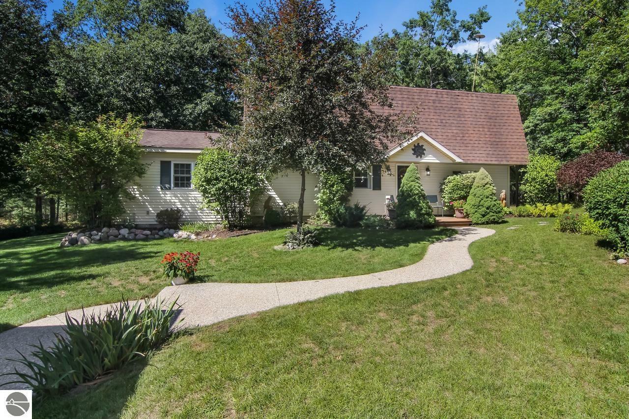 Property Photo: 607 Shelly B Lane MI 49696