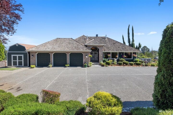 Property Photo: 15425 Broadway Avenue WA 98296