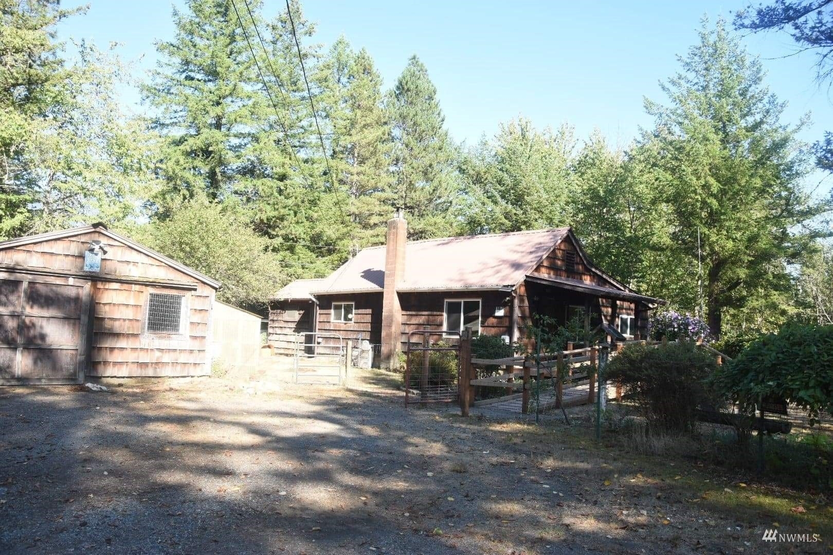 Property Photo:  307 Grand Avenue  WA 98251 