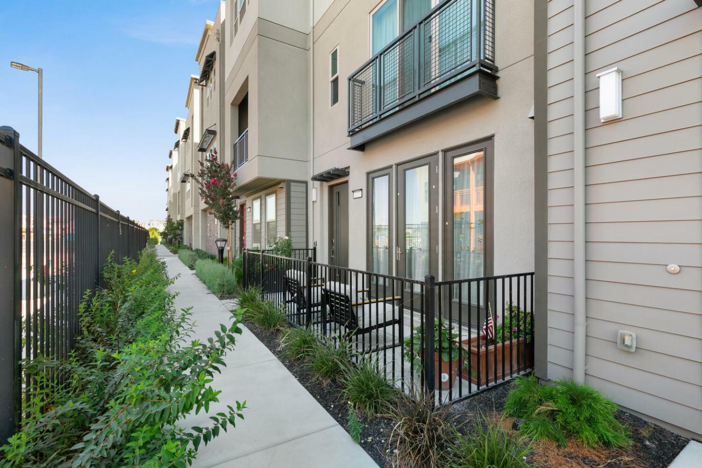 Property Photo:  1777 Hazelnut Lane  CA 95035 
