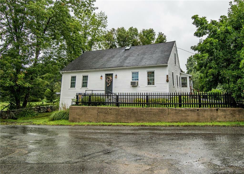 Property Photo:  29 Long Society Road  CT 06365 