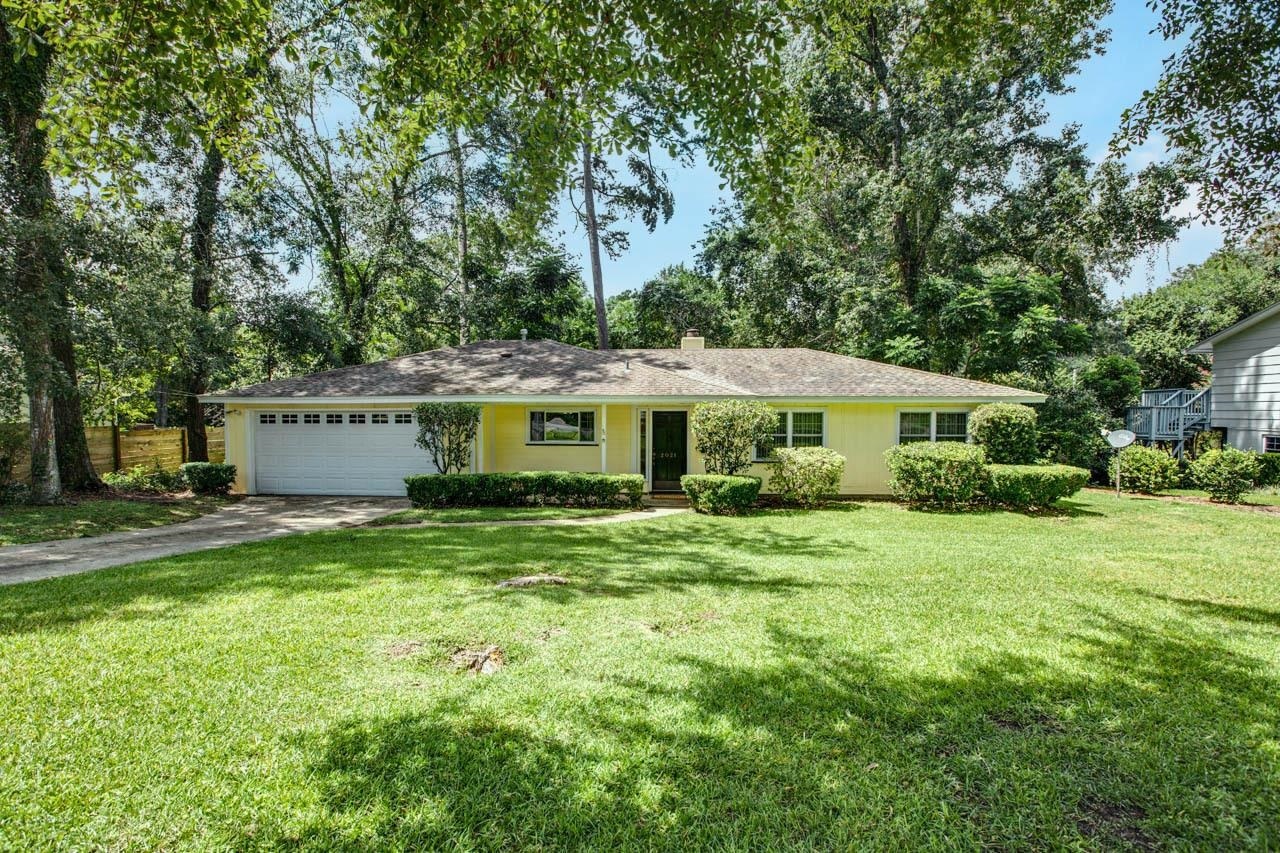 Property Photo:  2021 Doomar Drive  FL 32308 