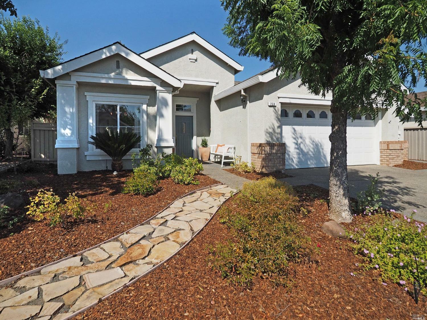 Property Photo:  228 Red Mountain Drive  CA 95425 