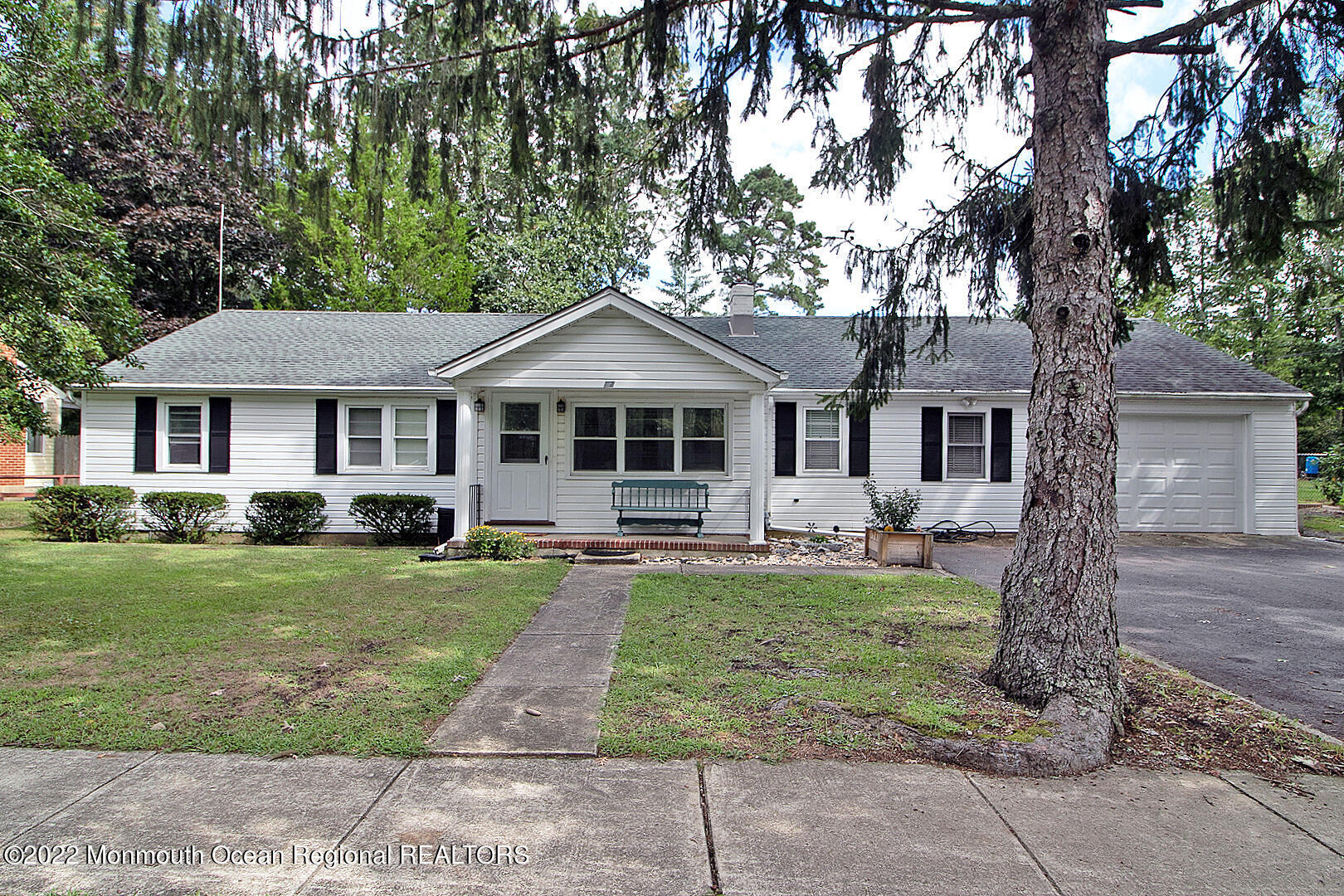 Property Photo:  82 Burr Street  NJ 08005 
