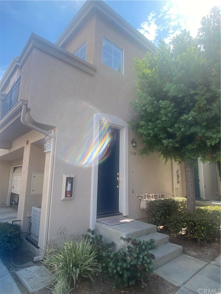 Property Photo:  1588 Ismail Place  CA 92870 