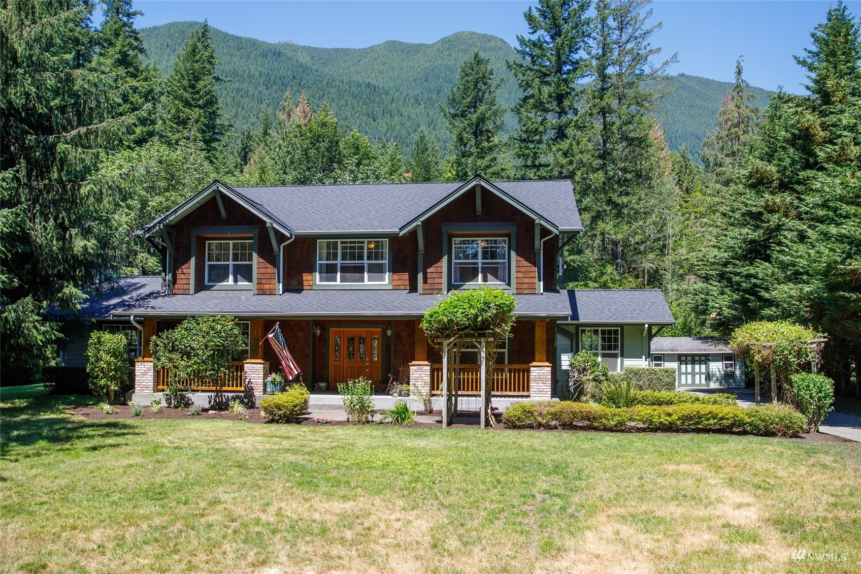 Property Photo:  12716 456th Drive SE  WA 98045 