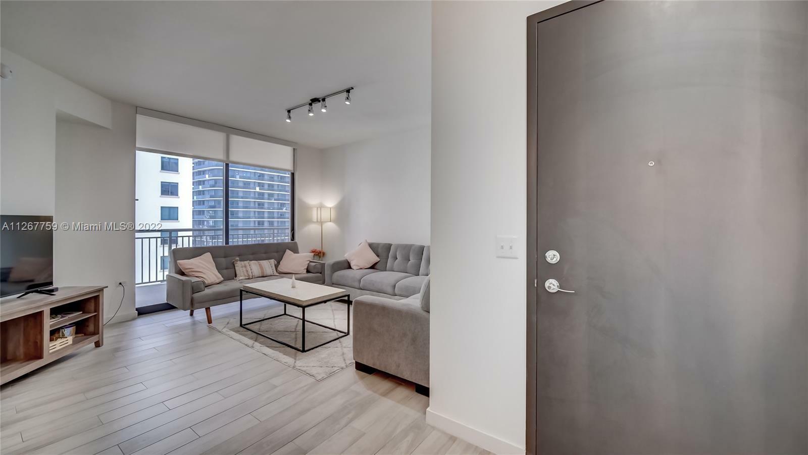 Property Photo: 999 SW 1st Ave 2901 FL 33130