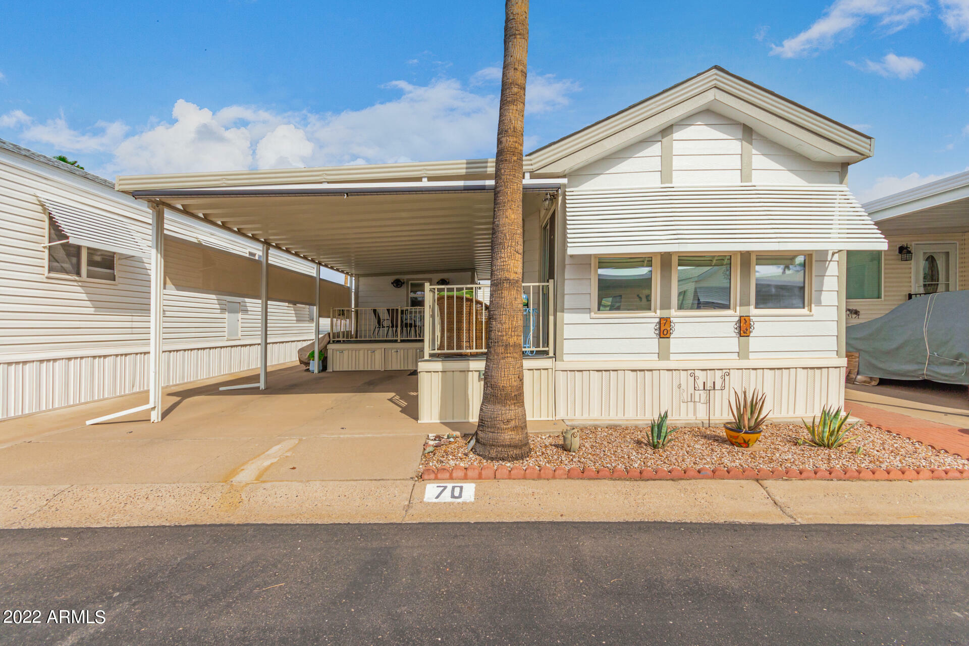 Property Photo: 3710 S Goldfield Road 70 AZ 85119
