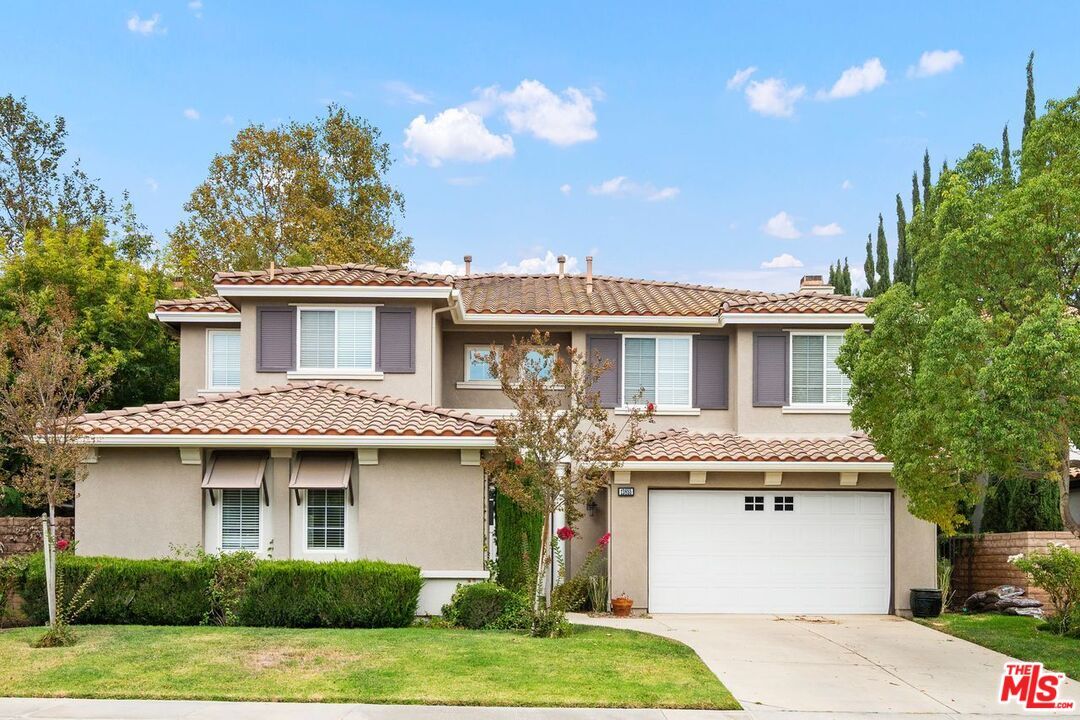 Property Photo: 13855 Stagecoach Trl CA 93021