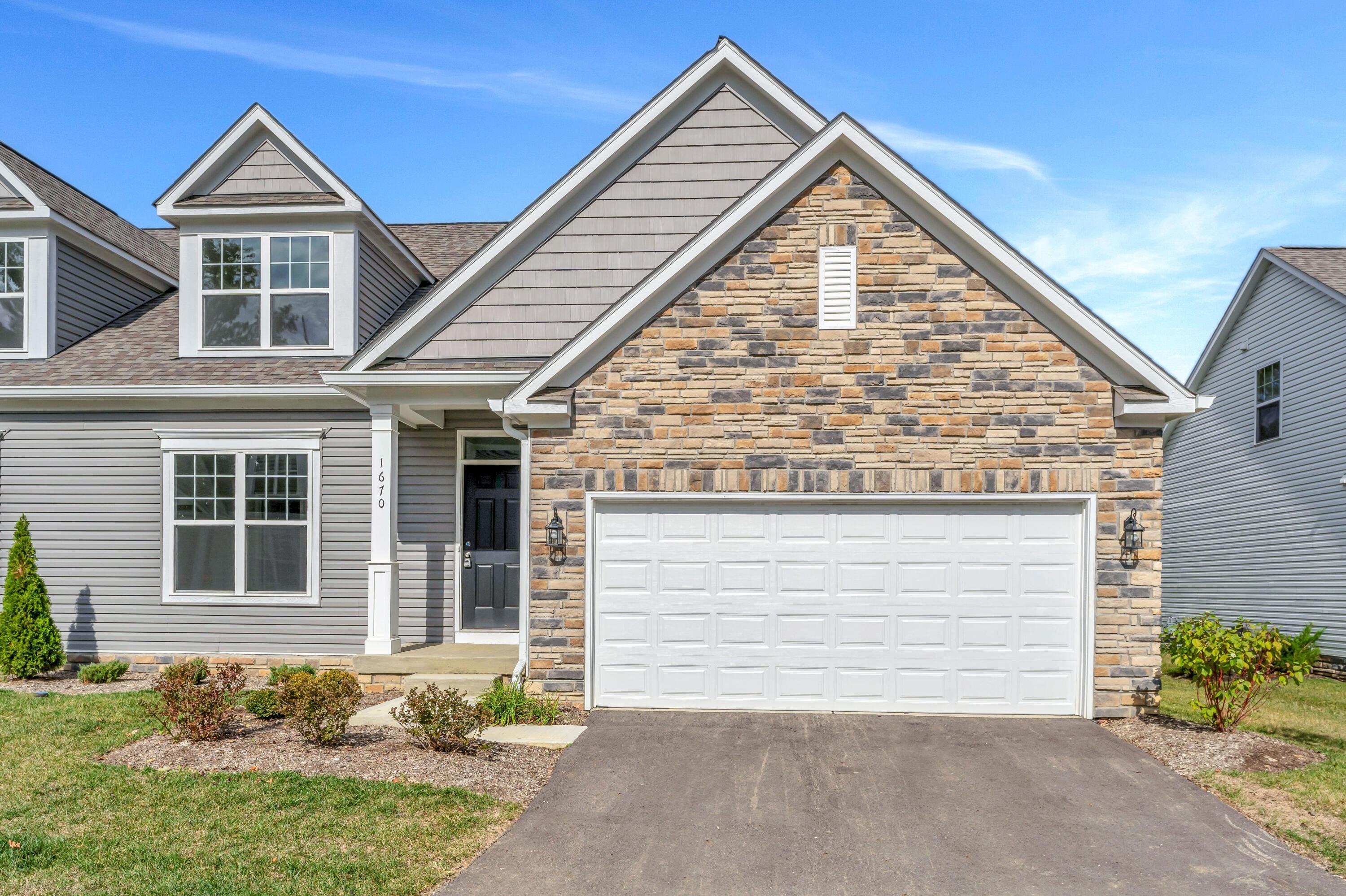 Property Photo:  1670 Withers Grove Loop  OH 43123 