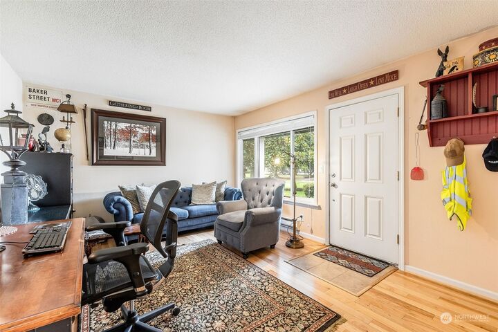 Property Photo: 1011 Stewart Avenue 2 WA 98371