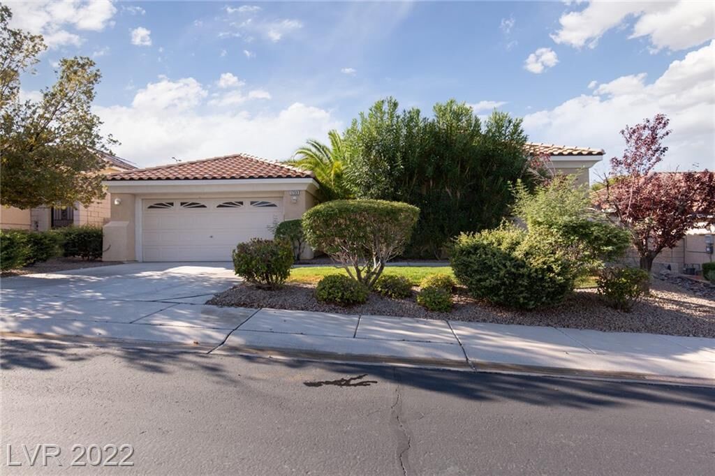 Property Photo: 1733 Sabatini Drive NV 89052