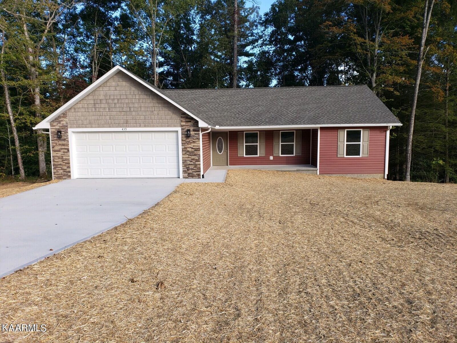 Property Photo: 439 Ferry Bend Trail Tr TN 38571