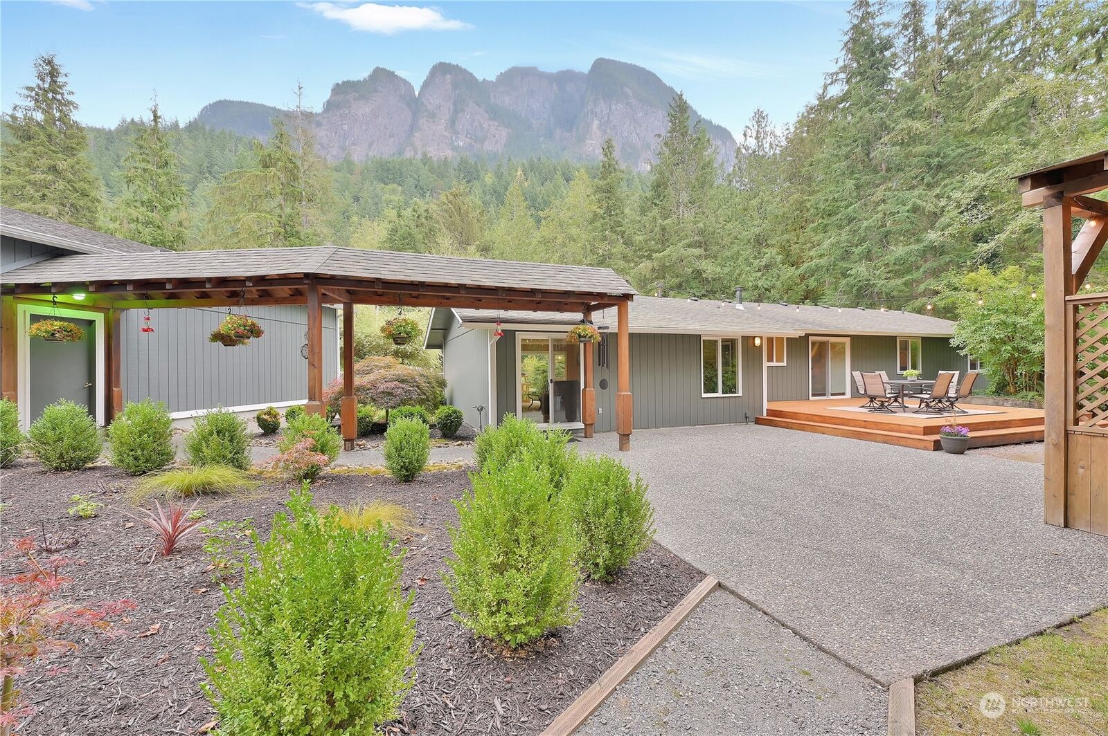 Property Photo:  7438  Moon Valley Road SE  WA 98045 
