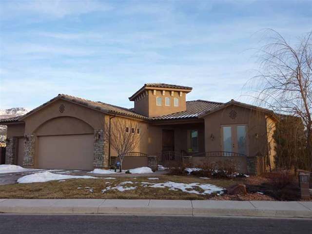 Property Photo:  2264 W Crestview Cir  UT 84720