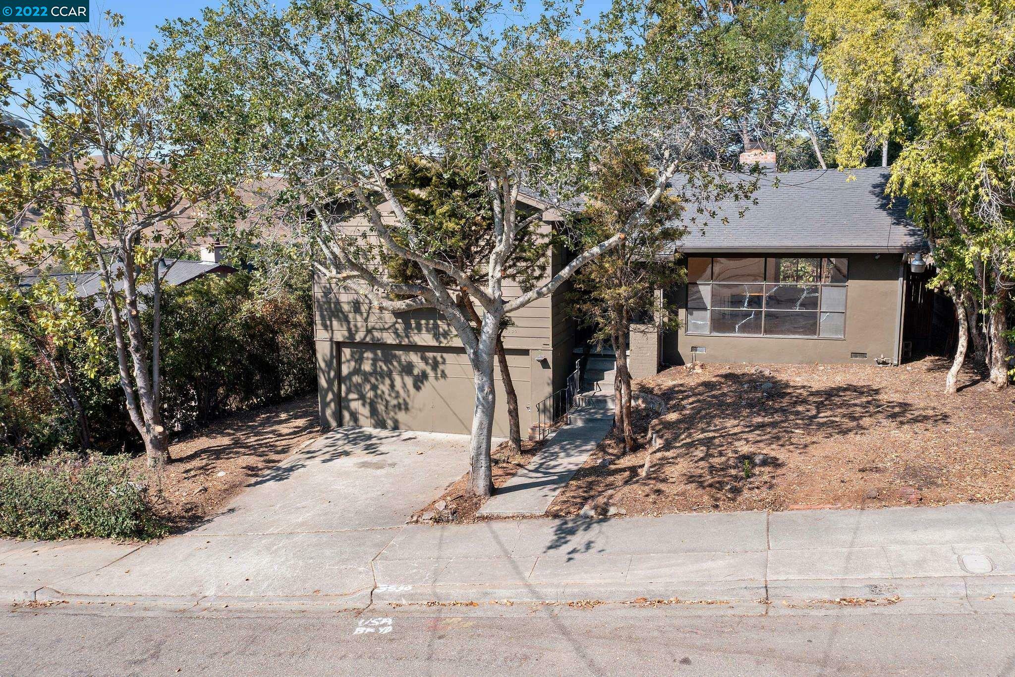 Property Photo: 3530 Arcadian Dr CA 94546