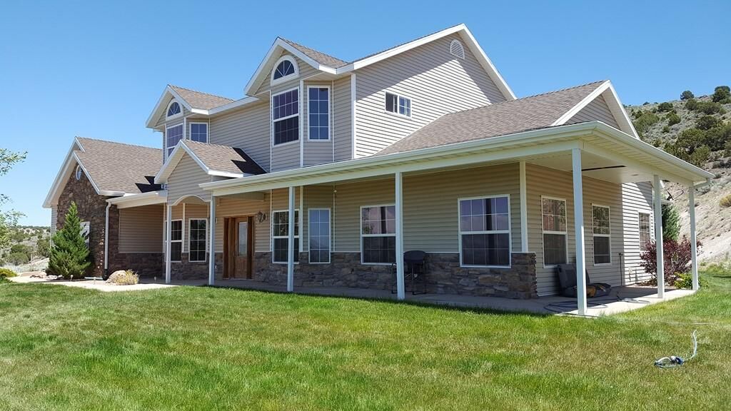 Property Photo:  5644 N Enoch Rd  UT 84721 