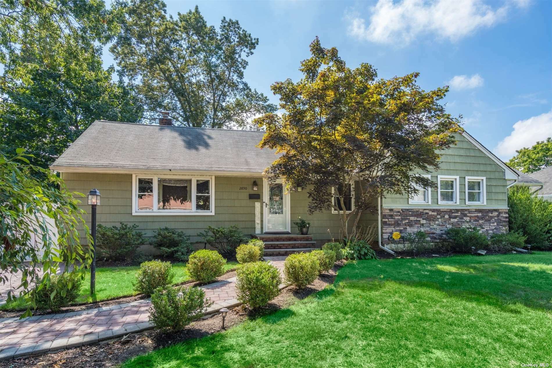 Property Photo:  2890 Morgan Drive  NY 11793 