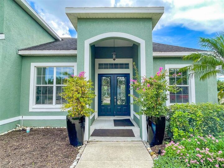 Property Photo: 7890 40th Terrace N FL 33709