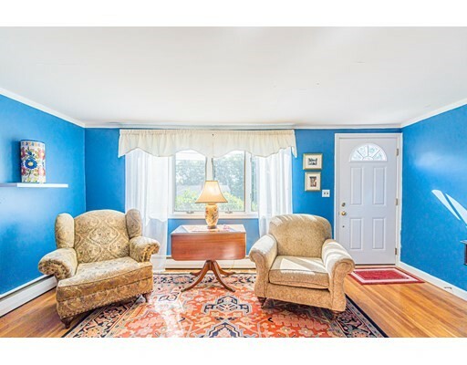 Property Photo: 18 Rich Rd MA 01801