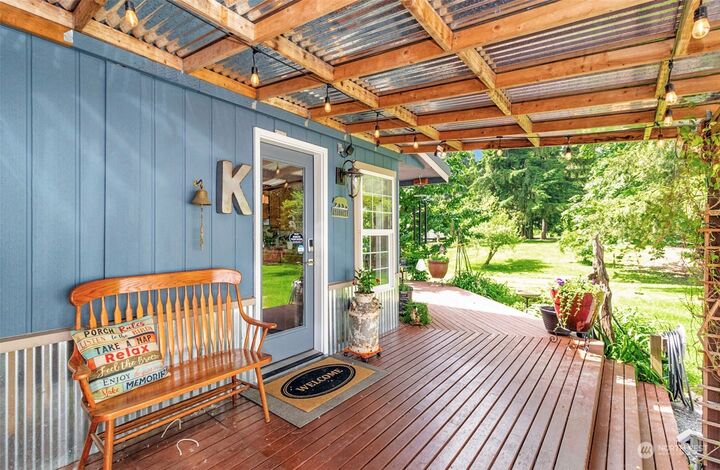 Property Photo:  8620  206th Street SE  WA 98296 