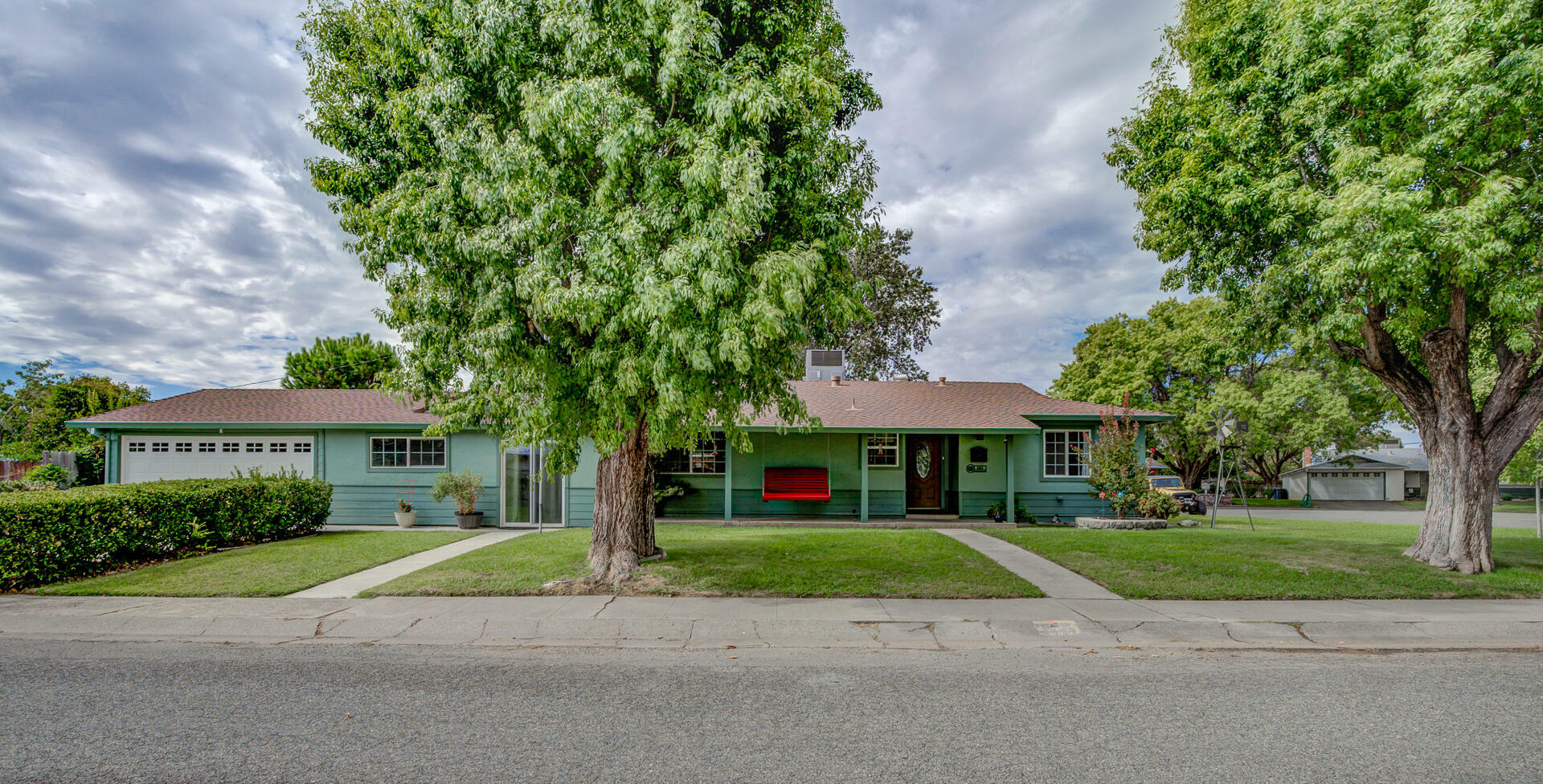 Property Photo:  585 Walton Drive  CA 96080 