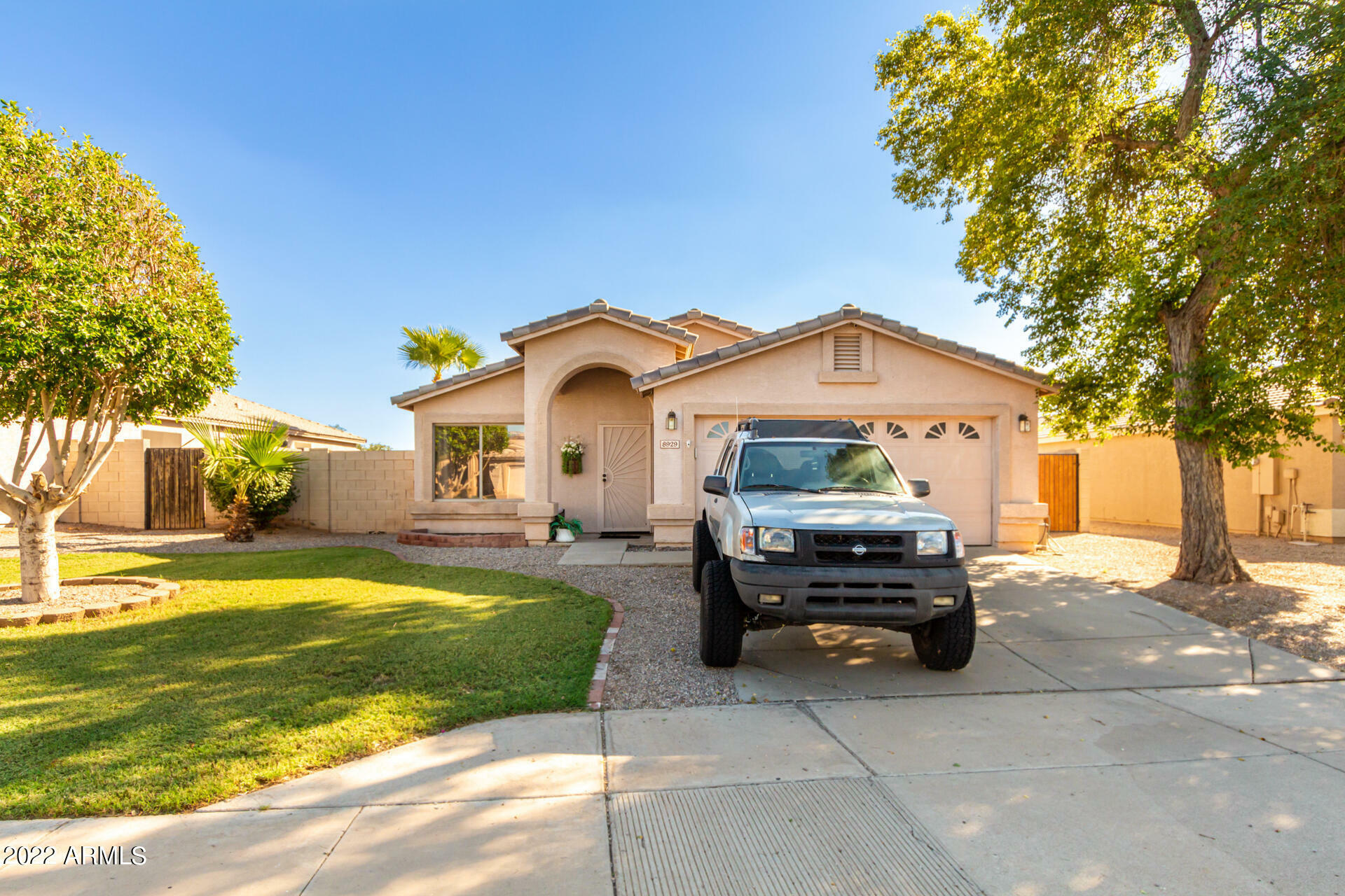 Property Photo:  8929 E Balsam Avenue  AZ 85208 