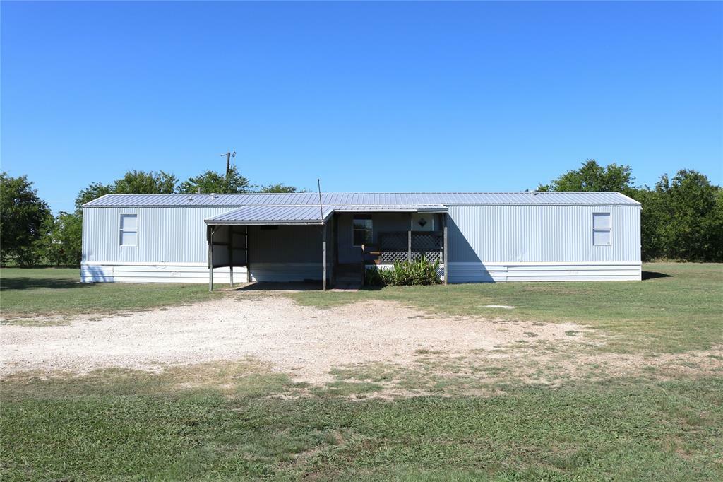 Property Photo:  400 Uhl Road  TX 75154 