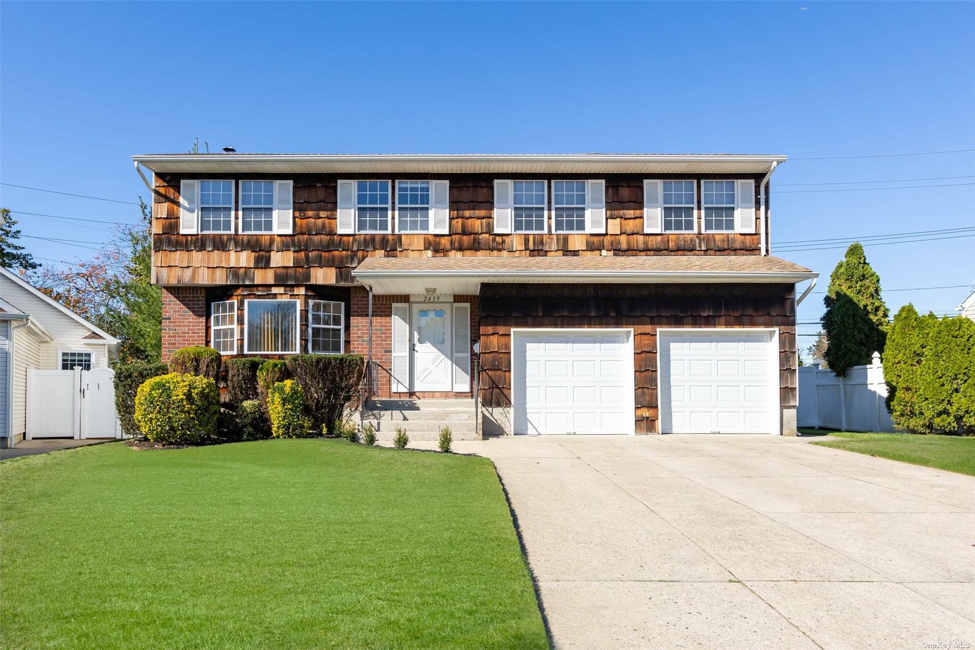 Property Photo: 2439 Natta Boulevard NY 11710