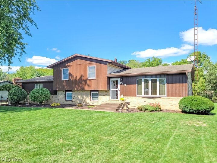 9471 Clearway Street NW  Massillon OH 44647 photo