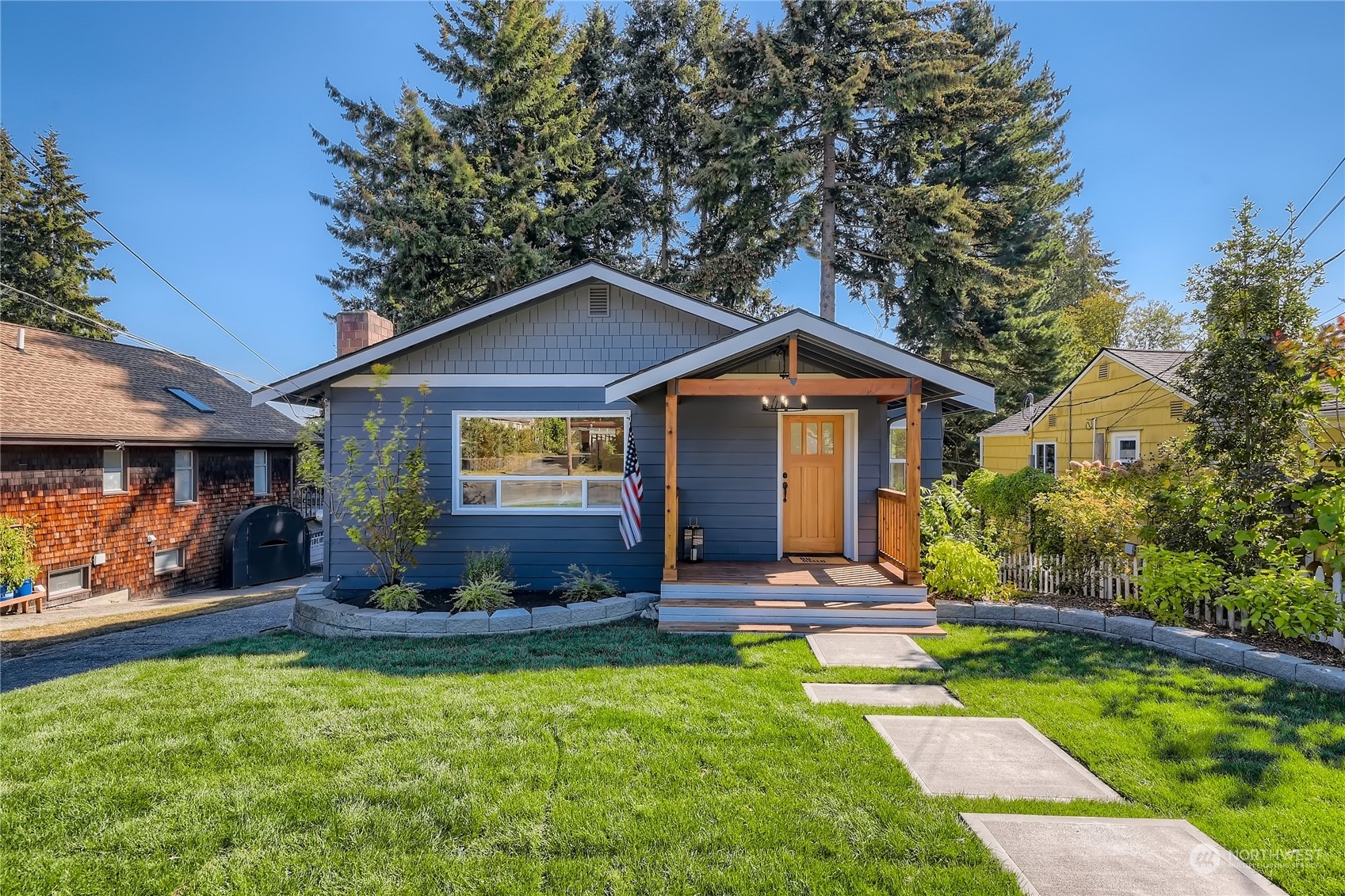 Property Photo: 9026 9th Avenue NW WA 98117