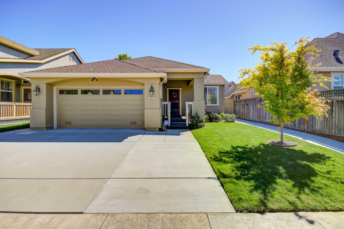 Property Photo:  824 Delta Way  CA 95076 