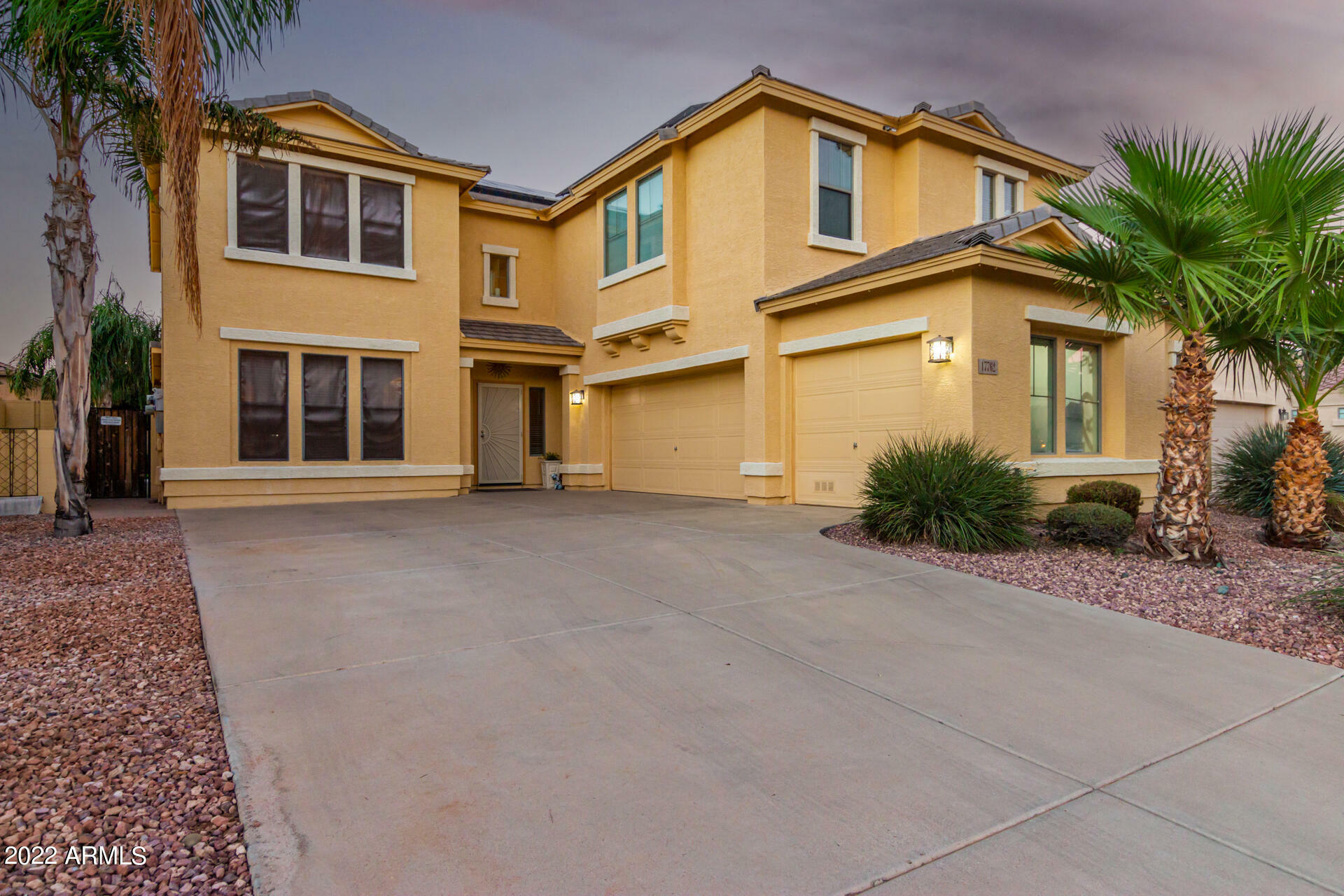 Property Photo:  17762 W Watson Lane  AZ 85388 