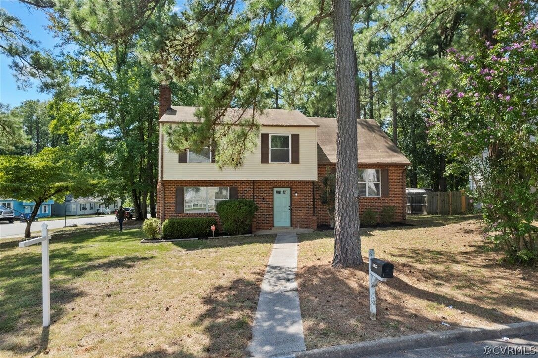 Property Photo:  8932 Hawkbill Road  VA 23237 