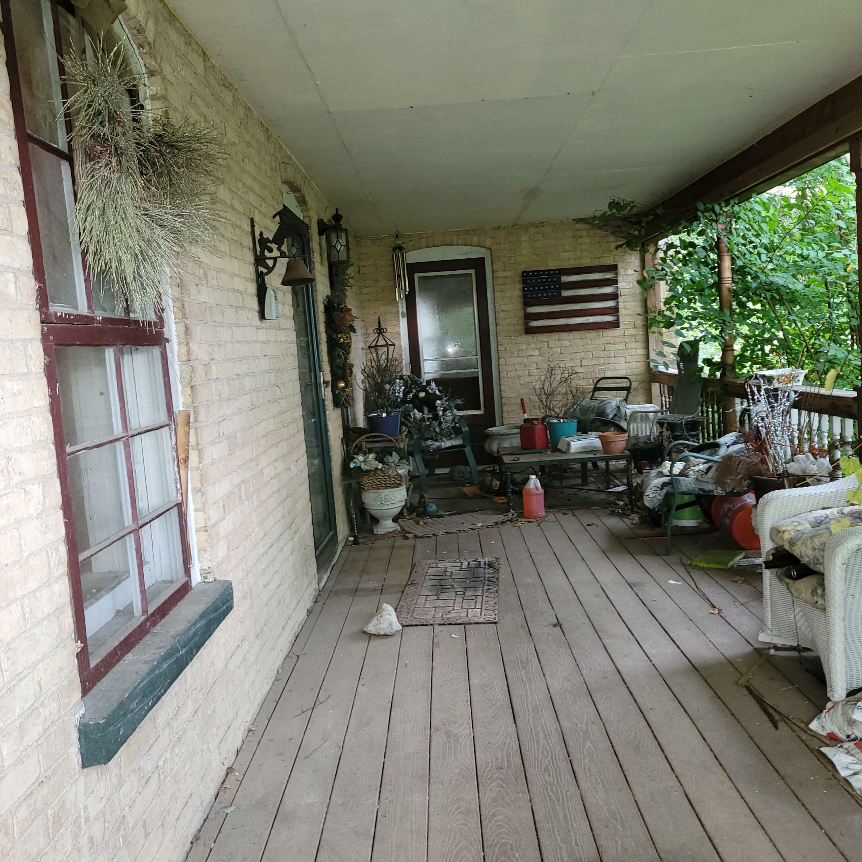 Property Photo:  2150 Wallace Lake Rd  WI 53090 