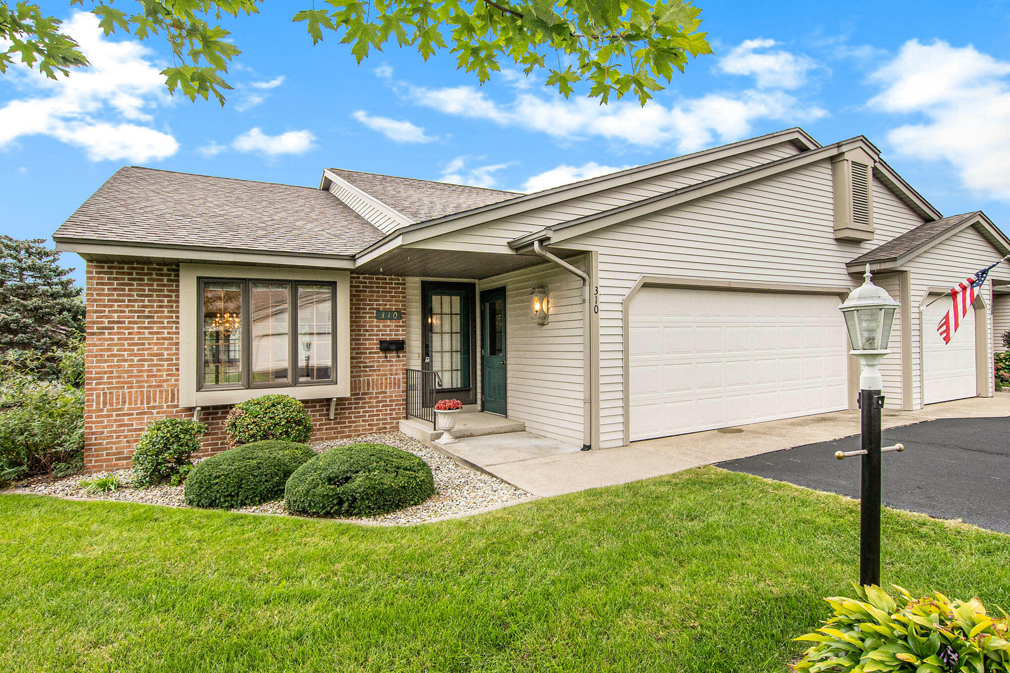 310 Harvest Lane  Holland MI 49423 photo