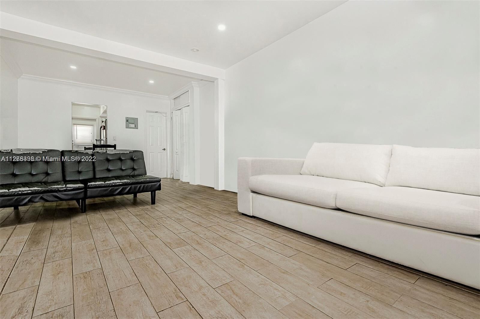 Property Photo:  719 Euclid Ave 3  FL 33139 