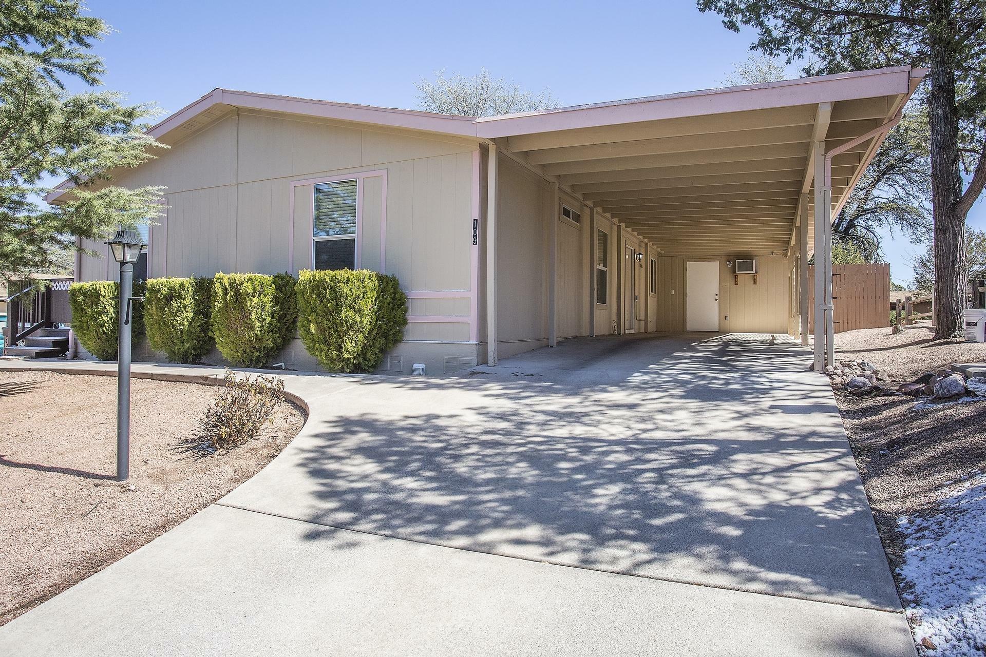 Property Photo:  109 N Foothill Drive  AZ 85541 