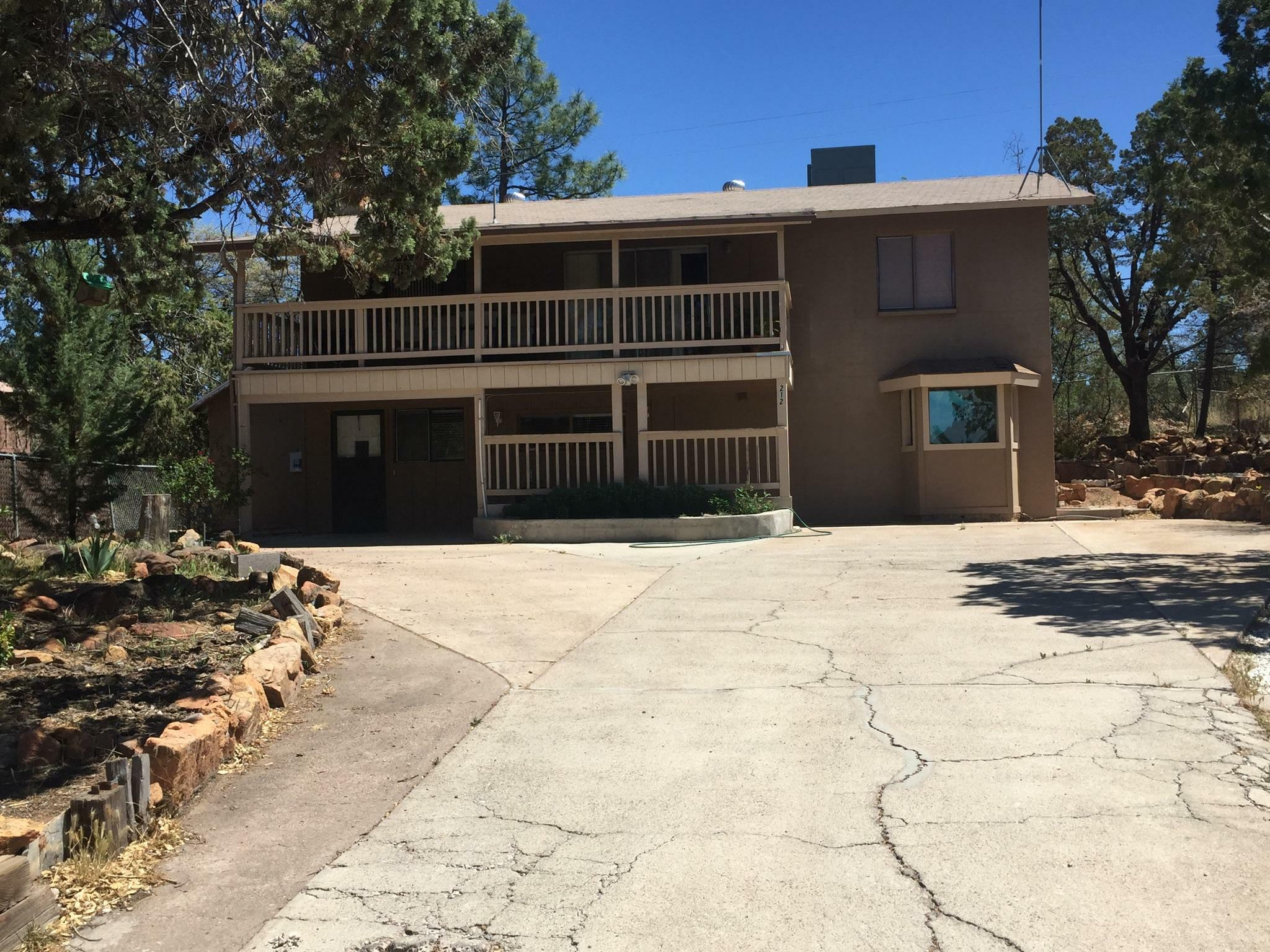 Property Photo:  212 W Corral Drive  AZ 85541 