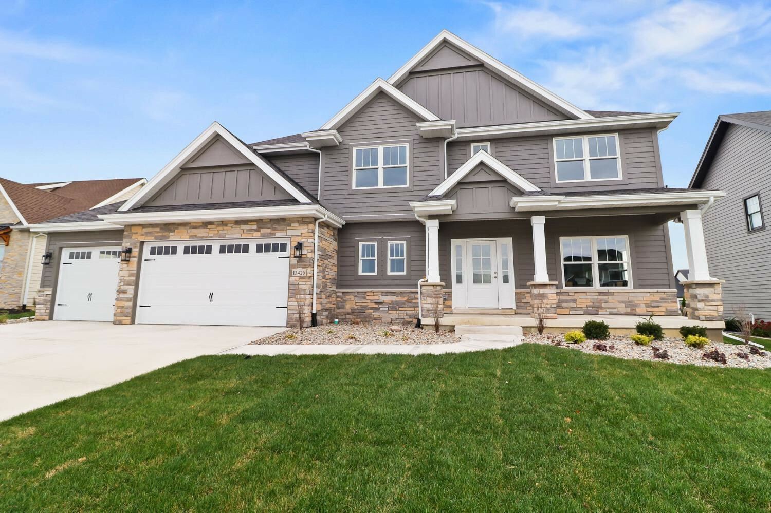 13425 Waterleaf Drive  St. John IN 46373 photo